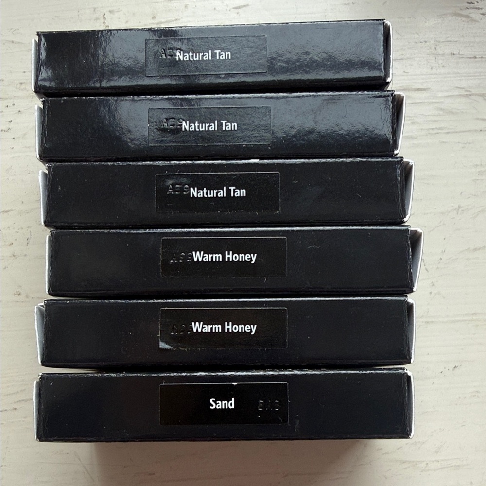 New large lot Bobbi Brown Concealer Kit Set with Estee Lauder concealers - Picture 3 of 5